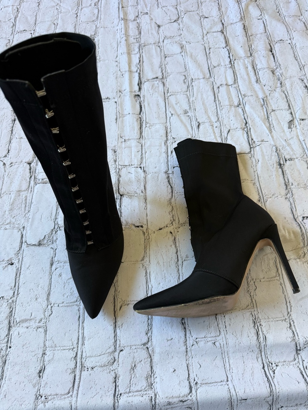 Black heel boot